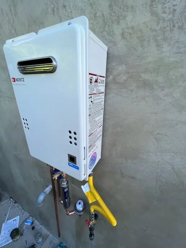 Tankless water heater installation for Camino Tassajara homes